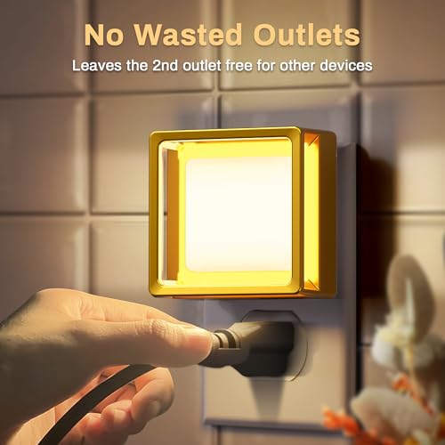 Automatic plug-in LED night light with light sensor, 2-pack